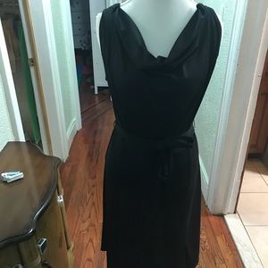 Simple Short sleeve black dress